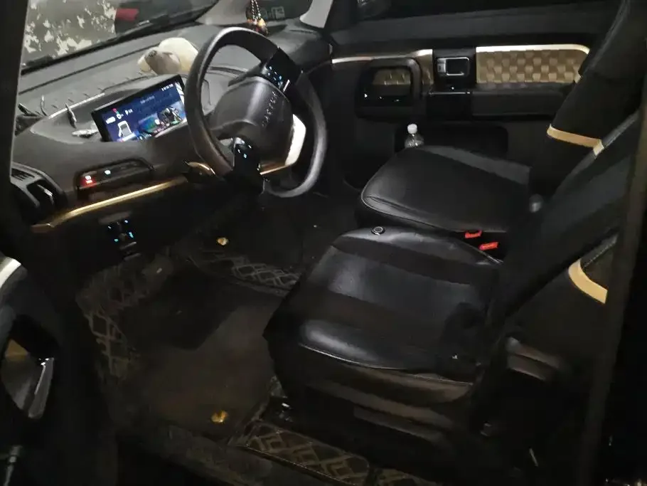 Baojun Baojun KiWi EV 2021 Artist NMC — Фото автомобиля 9