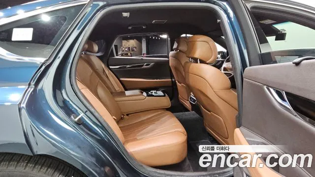 Genesis G80 RG3 — Фото автомобиля 18
