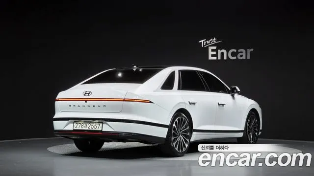 Hyundai Grandeur GN7 — Фото автомобиля 2
