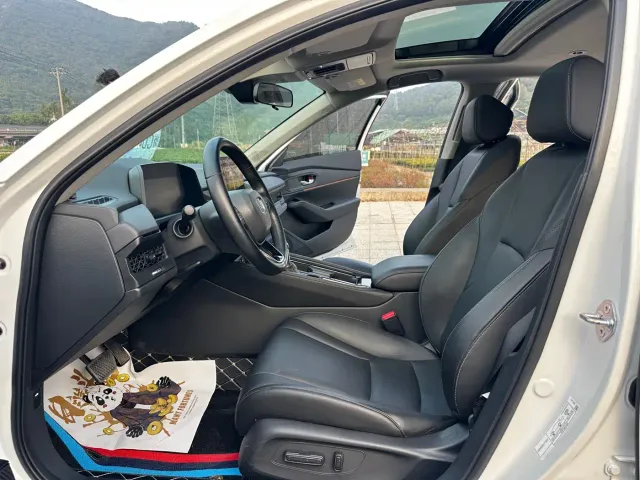 Honda Accord — Фото автомобиля 7