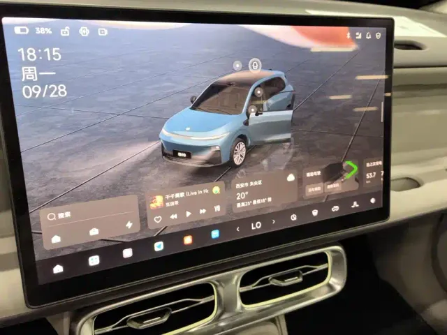 Leapmotor B10 — Фото автомобиля 13