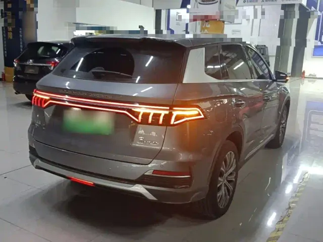 BYD Song Pro — Фото автомобиля 6