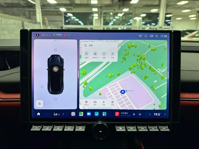Xiaomi SU7 — Фото автомобиля 15