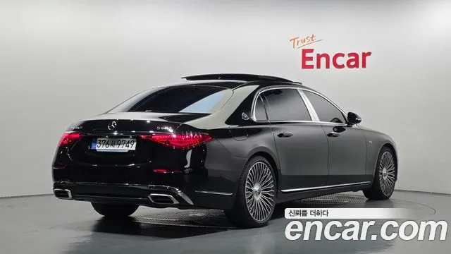 Mercedes-Benz S-Class — Фото автомобиля 2
