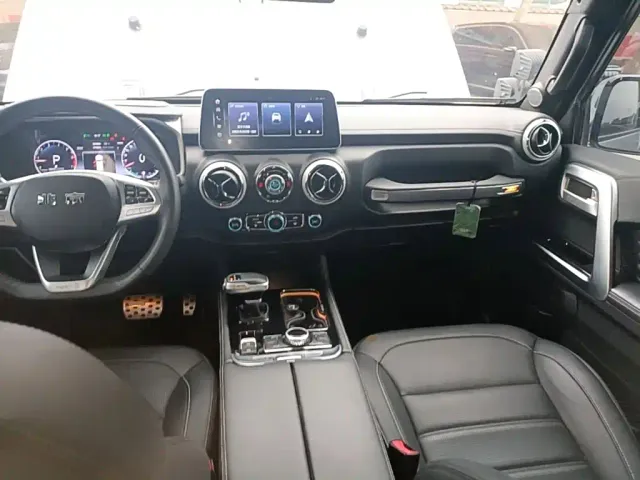 BAIC BJ40 — Фото автомобиля 9
