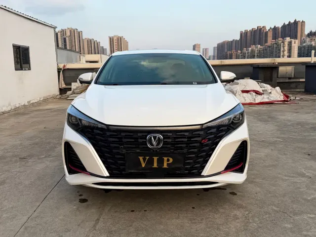 Changan Eado — Фото автомобиля 2