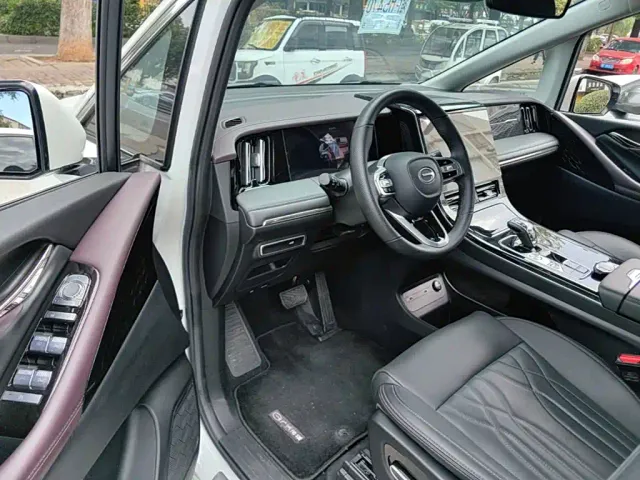 GAC Trumpchi M8 — Фото автомобиля 15
