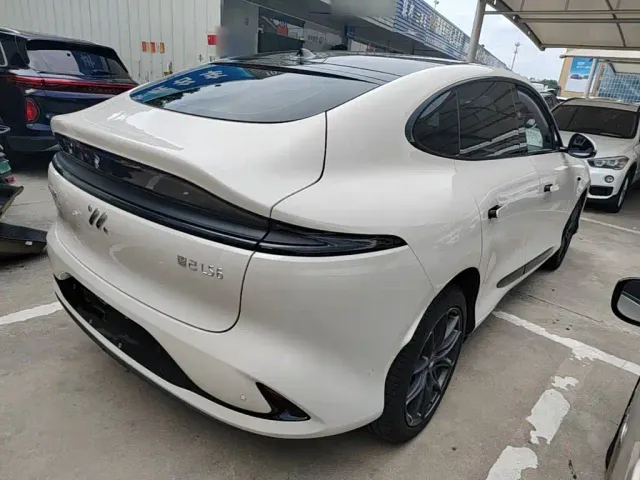 IM Motors LS6 — Фото автомобиля 6