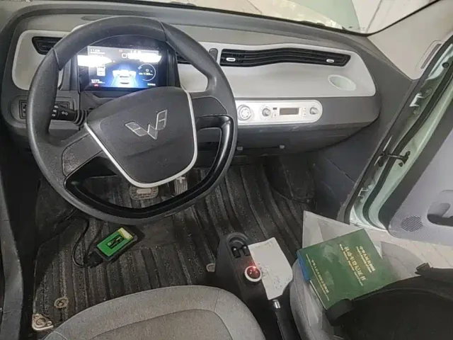 Wuling Hongguang Mini EV — Фото автомобиля 9