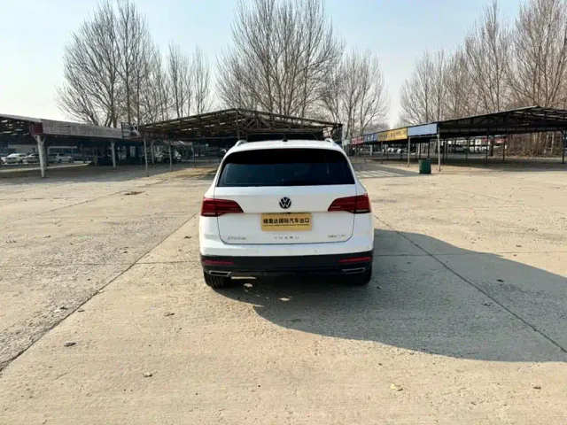 Volkswagen Tharu — Фото автомобиля 6