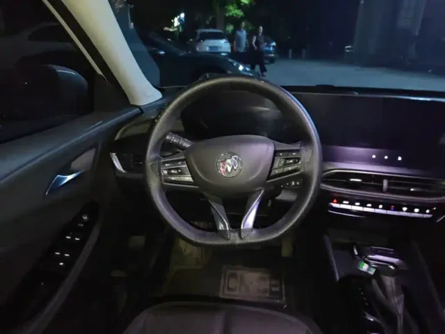 Buick Verano — Фото автомобиля 10