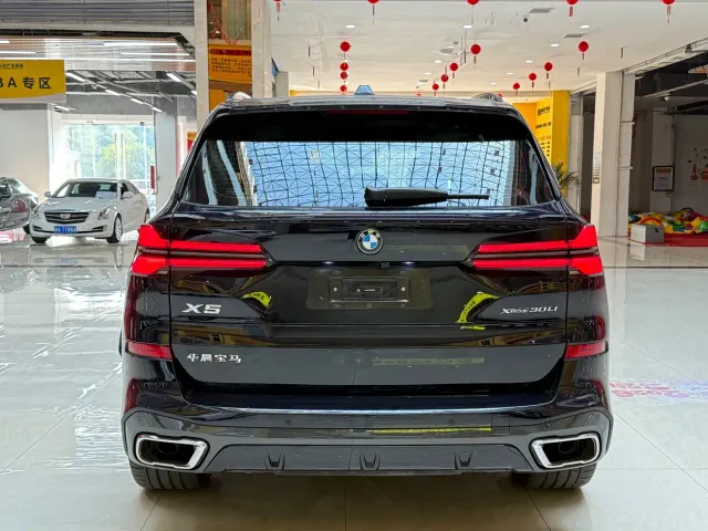 BMW X5 — Фото автомобиля 15