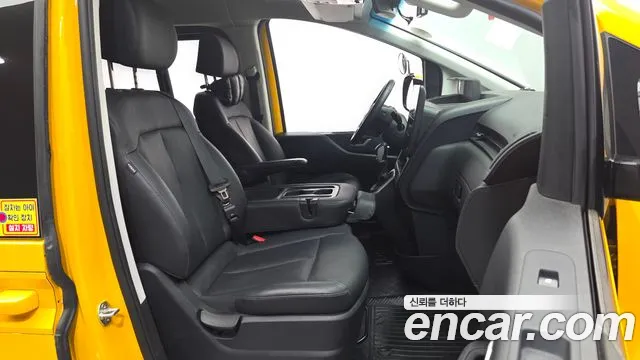 Hyundai Staria Staria L3.5 Школьный автобус — Фото автомобиля 25