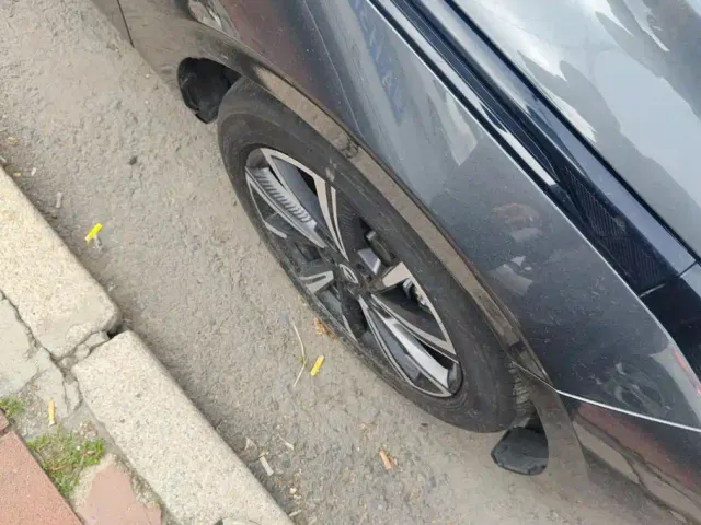 Changan Eado — Фото автомобиля 6