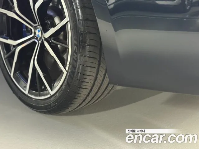 BMW 5 Series G30 — Фото автомобиля 19