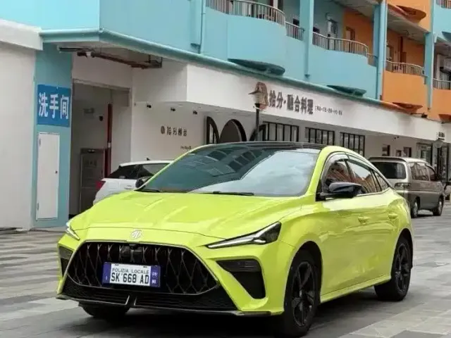 Фотография автомобиля — MG 5 Scorpio