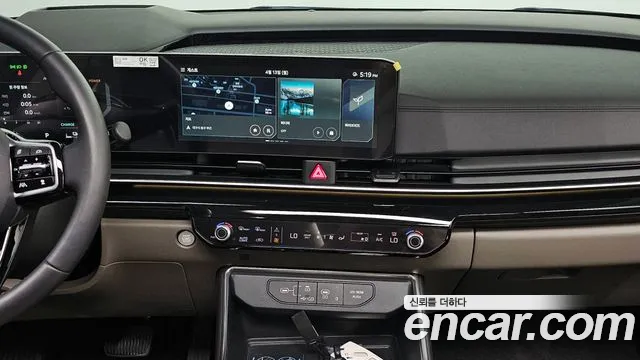 Kia Carnival Generation 4 — Фото автомобиля 13