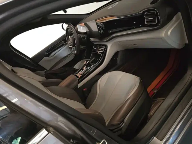 BYD Qin PLUS — Фото автомобиля 23
