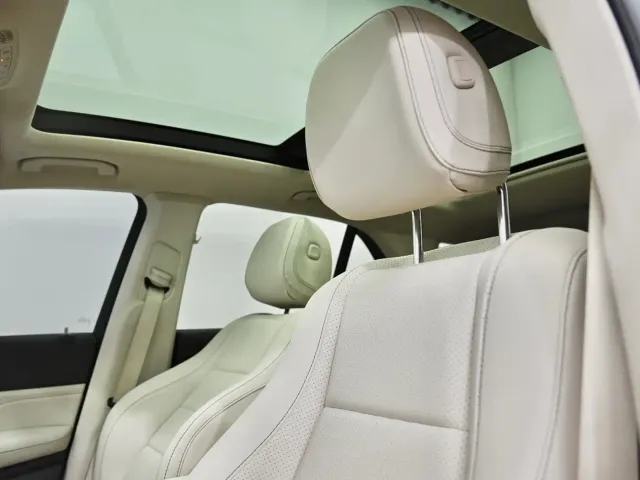 Mercedes-Benz GLE-Class — Фото автомобиля 14