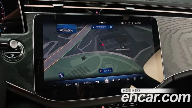 Mercedes-Benz E-Class — Фото автомобиля 14