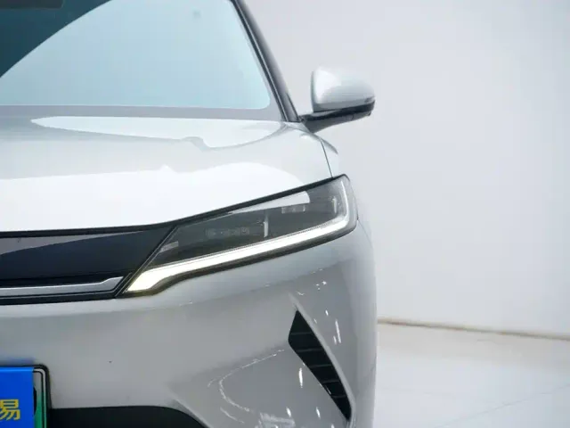 BYD Yuan UP — Фото автомобиля 11