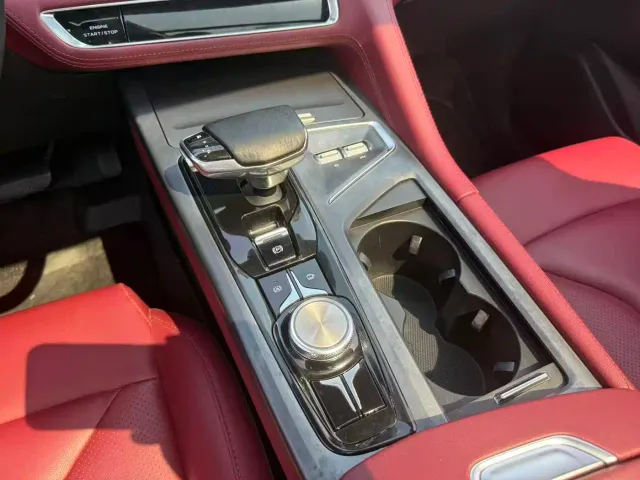 Changan CS75 Plus — Фото автомобиля 9
