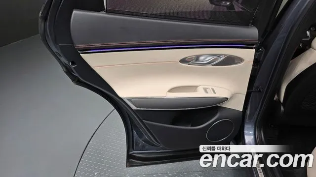 Genesis GV70 — Фото автомобиля 14