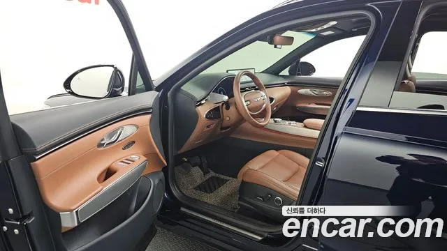 Genesis GV70 2.5T Бензин 2WD — Фото автомобиля 10