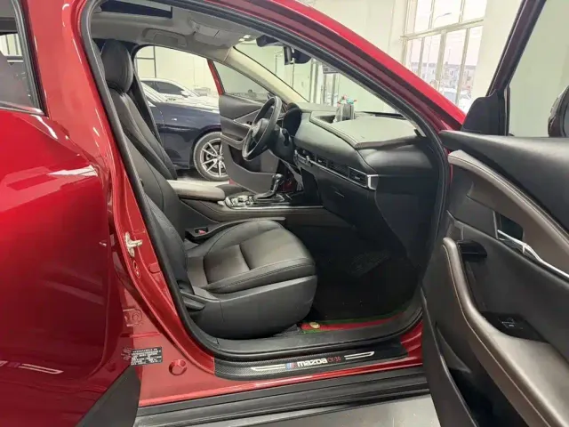 Mazda CX-30 — Фото автомобиля 8