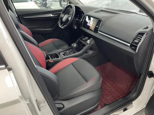 Skoda Karoq — Фото автомобиля 8