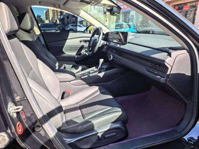 Honda Accord — Фото автомобиля 6