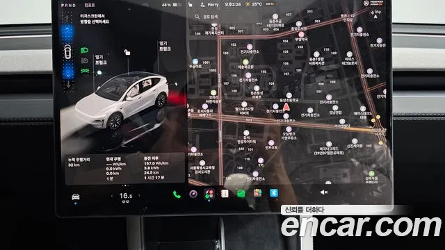 Tesla Model Y — Фото автомобиля 14
