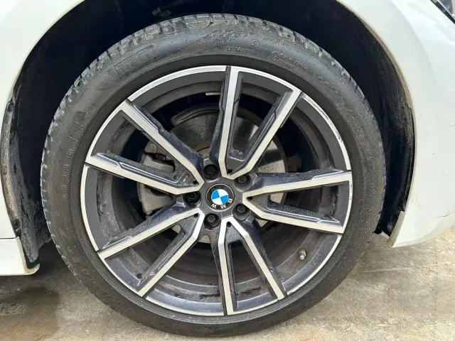 BMW 3 Series — Фото автомобиля 21