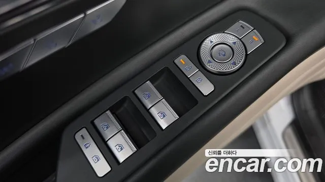 Genesis GV80 — Фото автомобиля 28