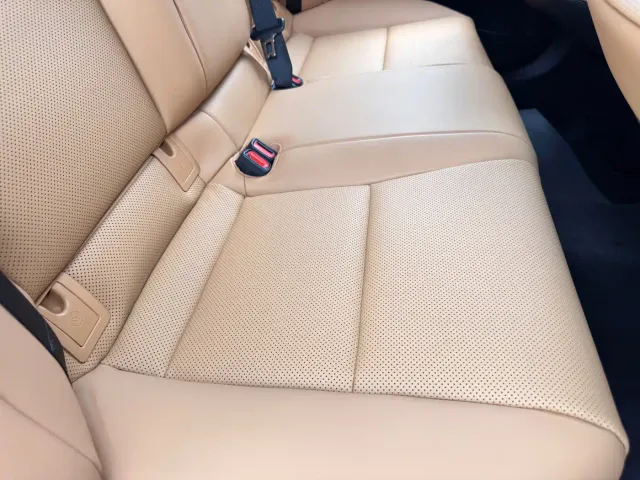 Lexus ES — Фото автомобиля 22