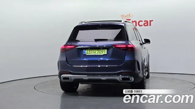 Mercedes-Benz GLE-Class — Фото автомобиля 4