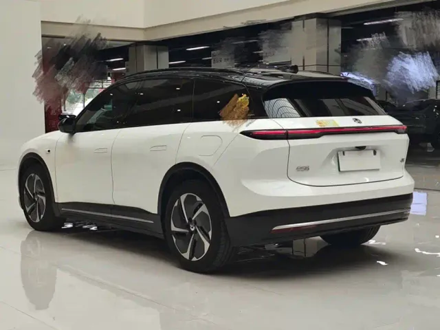 Nio ES6 — Фото автомобиля 20