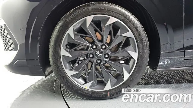 Hyundai Grandeur GN7 — Фото автомобиля 5