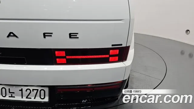 Hyundai Santafe — Фото автомобиля 15