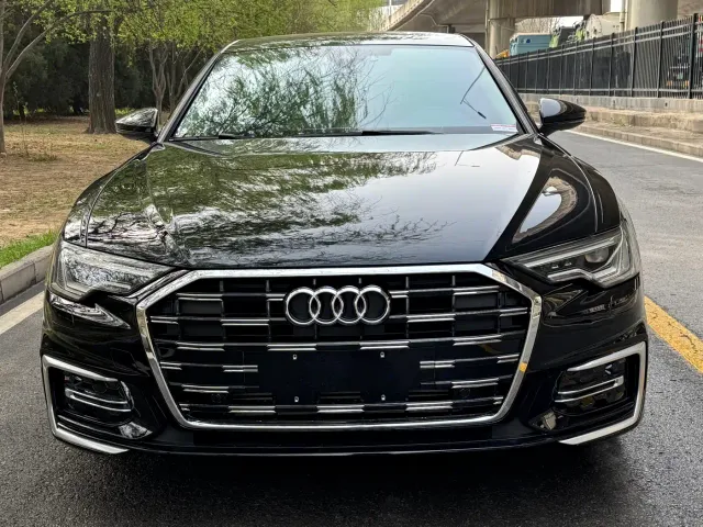 Audi A6L — Фото автомобиля 3