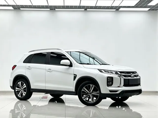 Mitsubishi ASX — Фото автомобиля 5