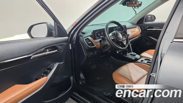 Kia Seltos New — Фото автомобиля 15