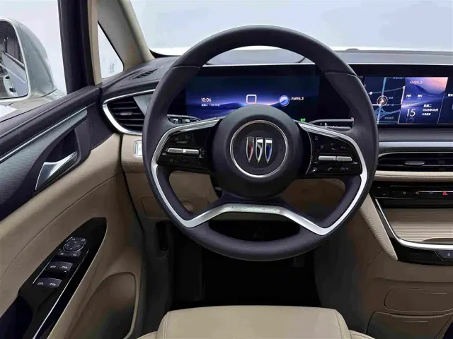 Buick GL8 — Фото автомобиля 9