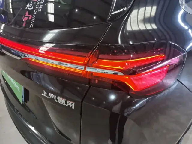 Buick Envision Plus — Фото автомобиля 7