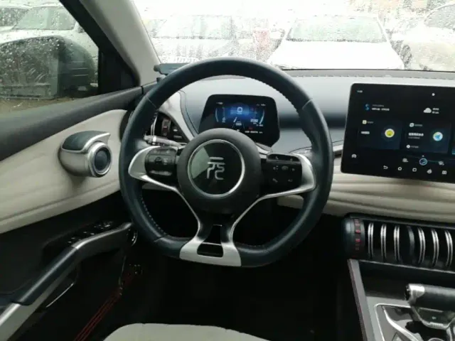 BYD Yuan PLUS — Фото автомобиля 10