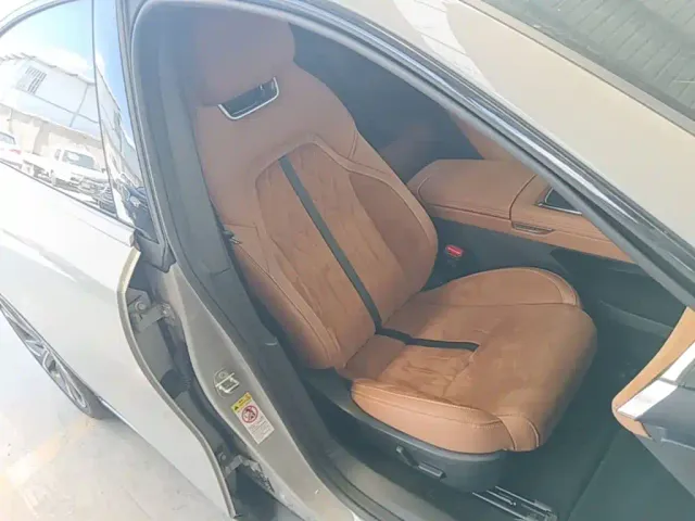 Mazda EZ-6 — Фото автомобиля 24