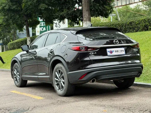 Mazda CX-4 — Фото автомобиля 4