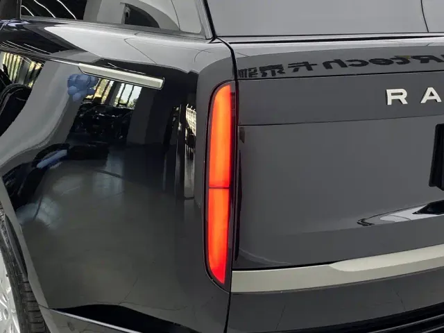 Land Rover Range Rover — Фото автомобиля 6