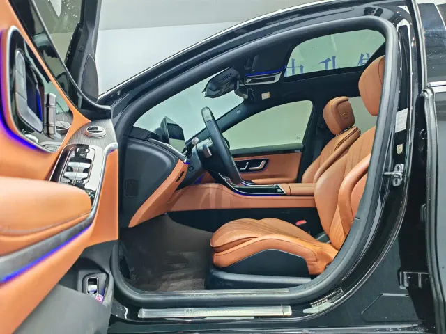 Mercedes-Benz S-Class — Фото автомобиля 11