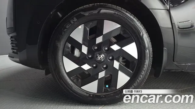 Hyundai Staria New — Фото автомобиля 5